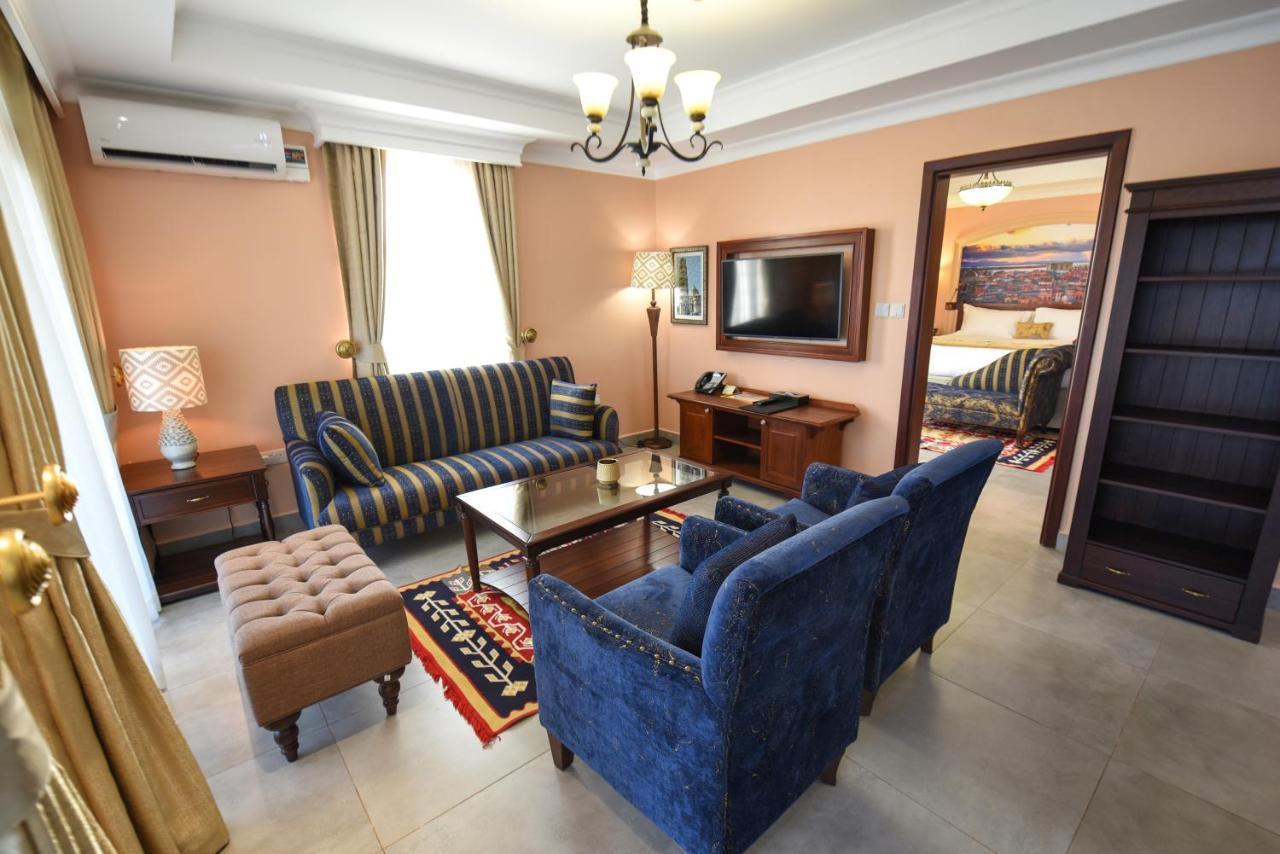 Casa Solada Hotel Kampala Exterior photo