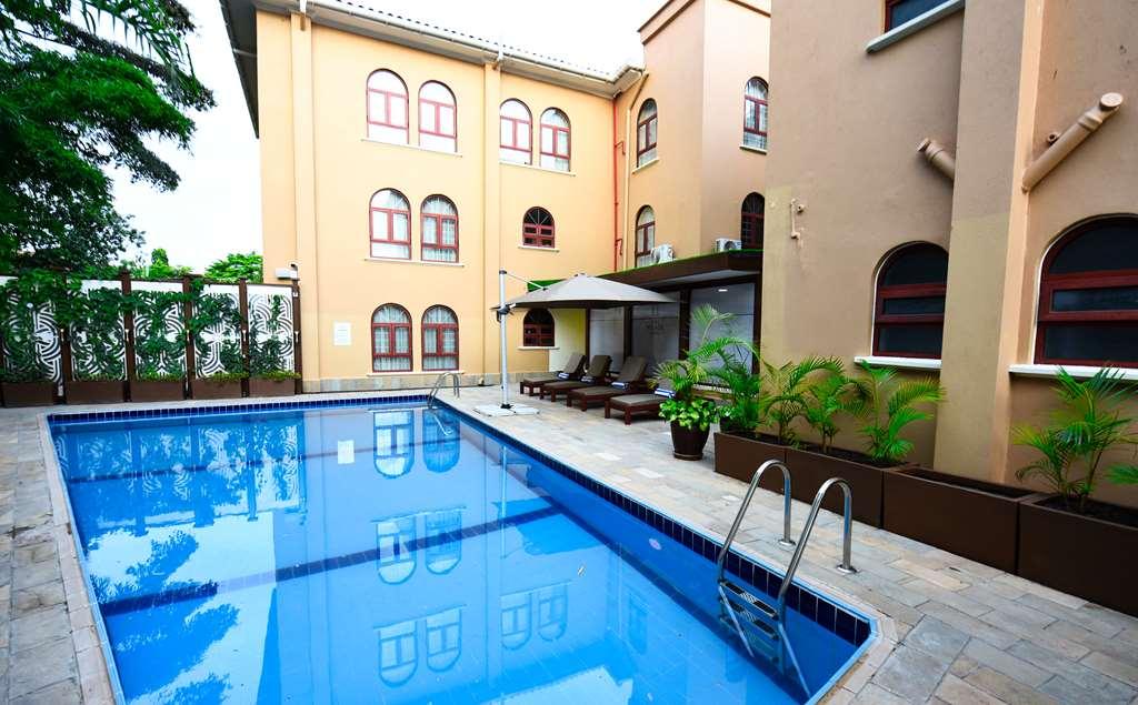 Casa Solada Hotel Kampala Exterior photo